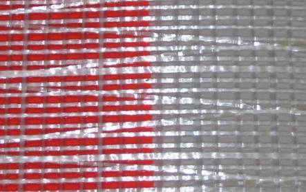 cloth2010_PE10_redwhtbehind