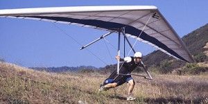 WW Designer Steve Pearson Launching a 2002 Talon at Crestline/Marshall, California (Regionals launch).