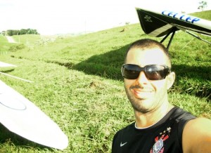 Wills Wing T2 pilot Michel Louzada